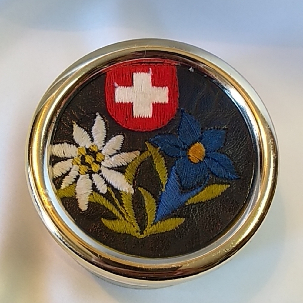 Small music box